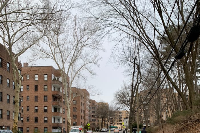 Hartsdale, NY
